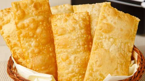 Com diversas opções de sabores, os pastéis custam a partir de R$ 12 - Imagem: reprodução redes sociais