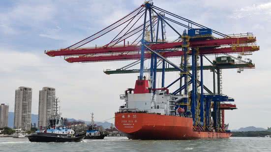 Porto de Santos recebe guindastes Portêineres para modernização da BTP - Imagem: Divulgação/ Associação Brasileira de Operadores Logística