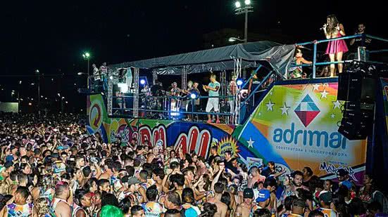 Foliões poderão aproveitar camarotes exclusivos e apresentações de DJs e bandas regionais durante os quatro dias de festa - Imagem: Reprodução/PMM